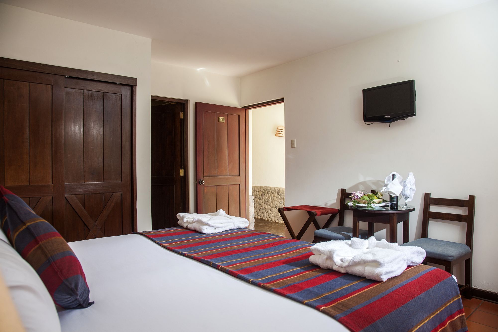 Hotel San Agustin Урубамба Екстериор снимка