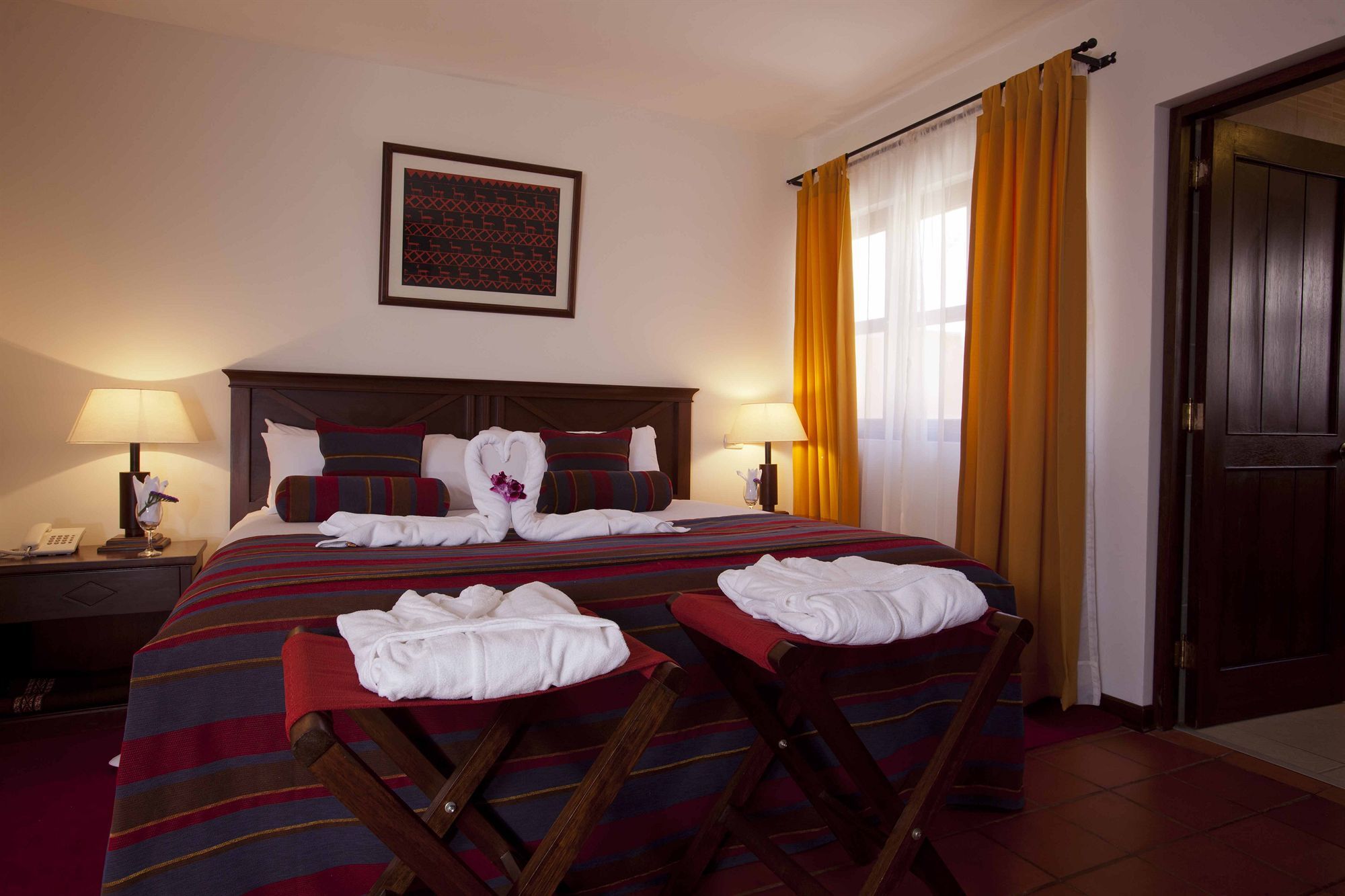 Hotel San Agustin Урубамба Екстериор снимка